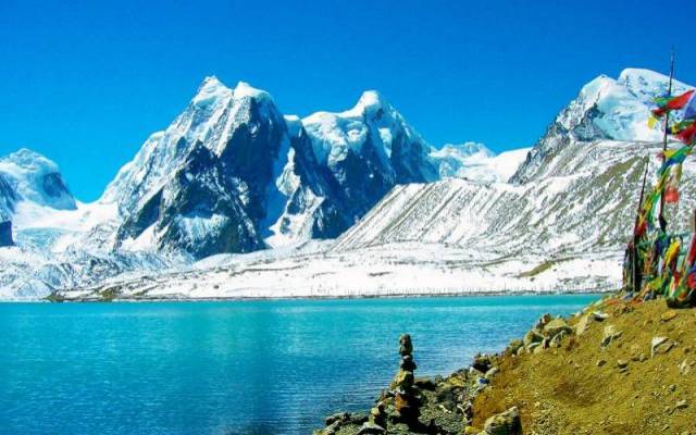 GANGTOK LACHEN LACHUNG PELLING & DARJEELING TOUR